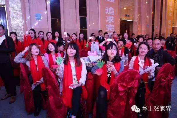 高手在民间！草根举办的文艺表演也是如此精彩